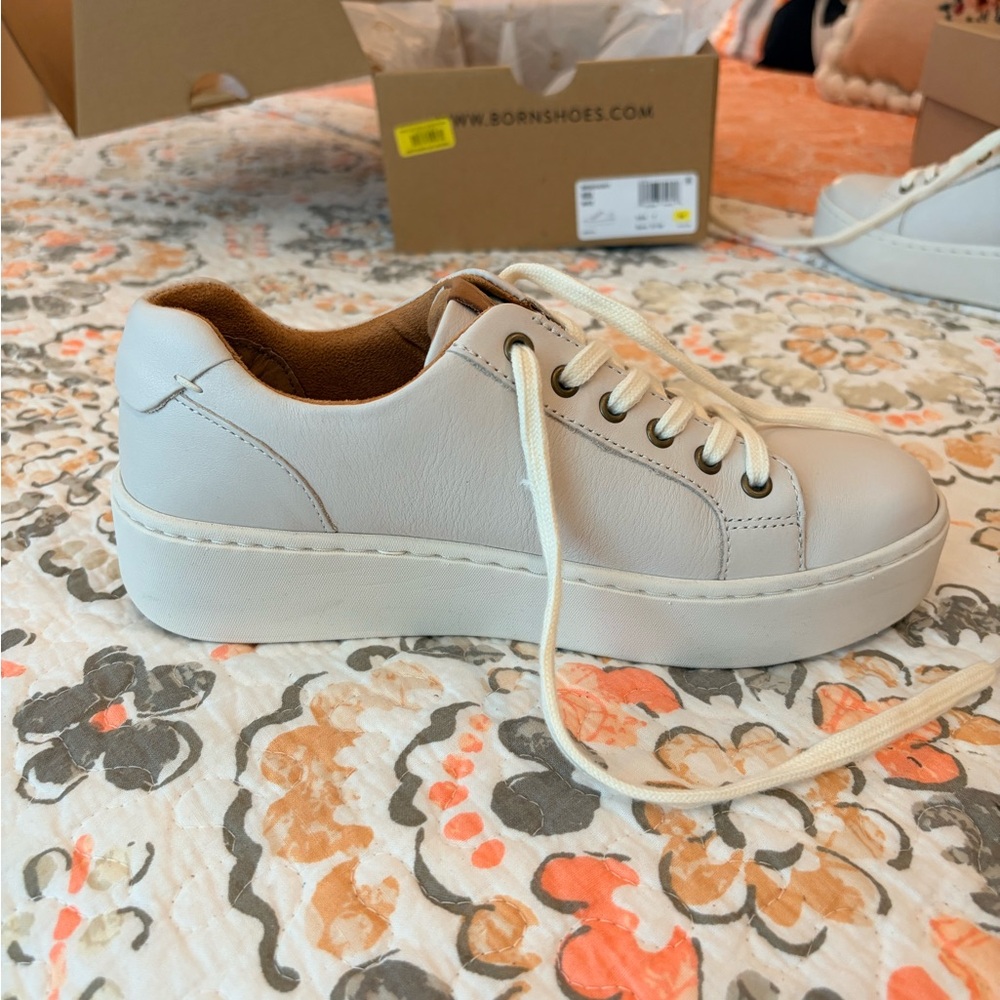 BORN MIRA WHITE ITALIAN FINISHED LEATHER PLATFORM SNEAKERS SIZE 7 - Picture 6 of 11